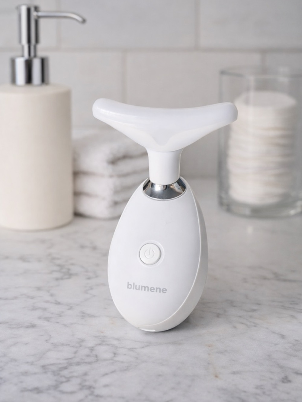 White Facial Massager - Rechargeable Eye & Face Tool